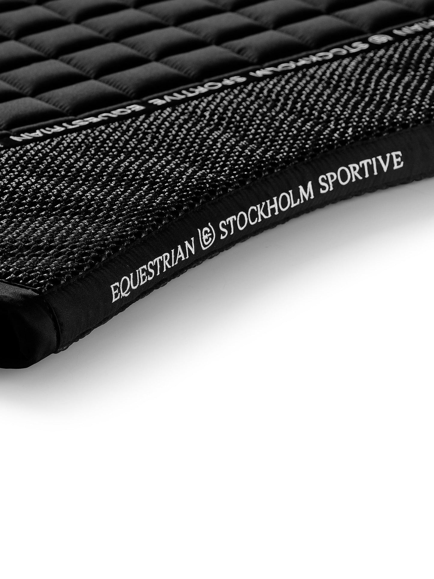 Black Performance Dressage Saddle Pad: Anti-Slip Grip, Bamboo Lined Comfort