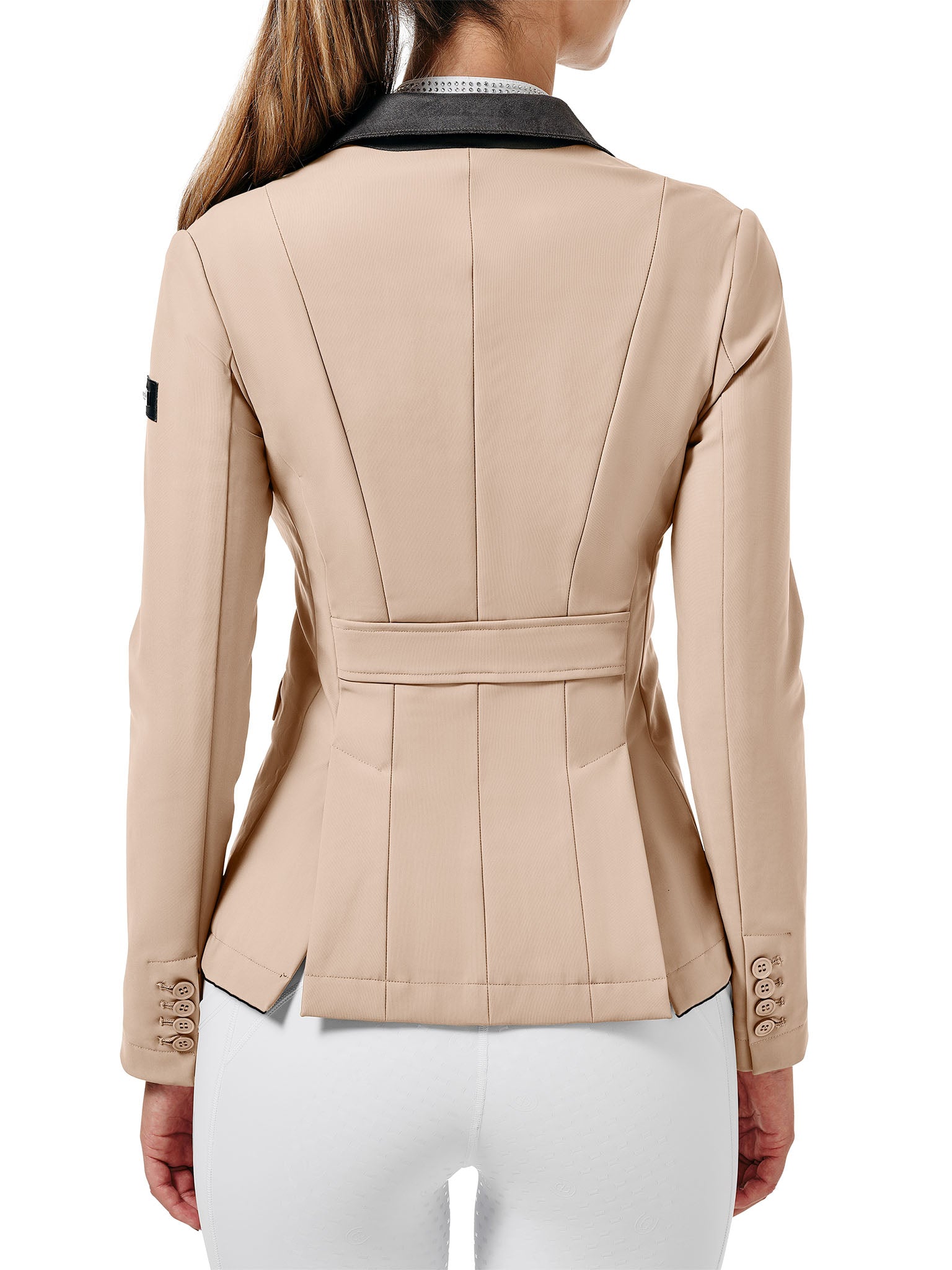 https://cdn.shopify.com/s/files/1/0641/6134/9832/files/Sand-Classic-show-jacket-17054e-1536x2048.jpg?v=1767856759