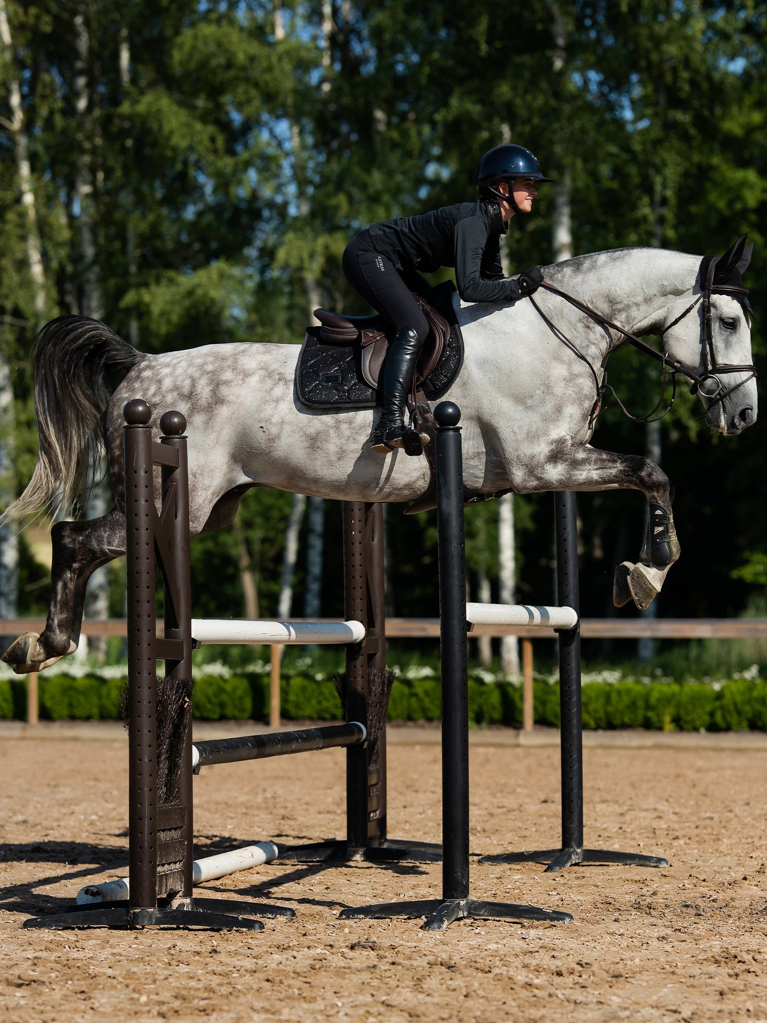 Equestrian Stockholm All Black Glimmer Jumping Saddle Pad | Quick Dry Comfort