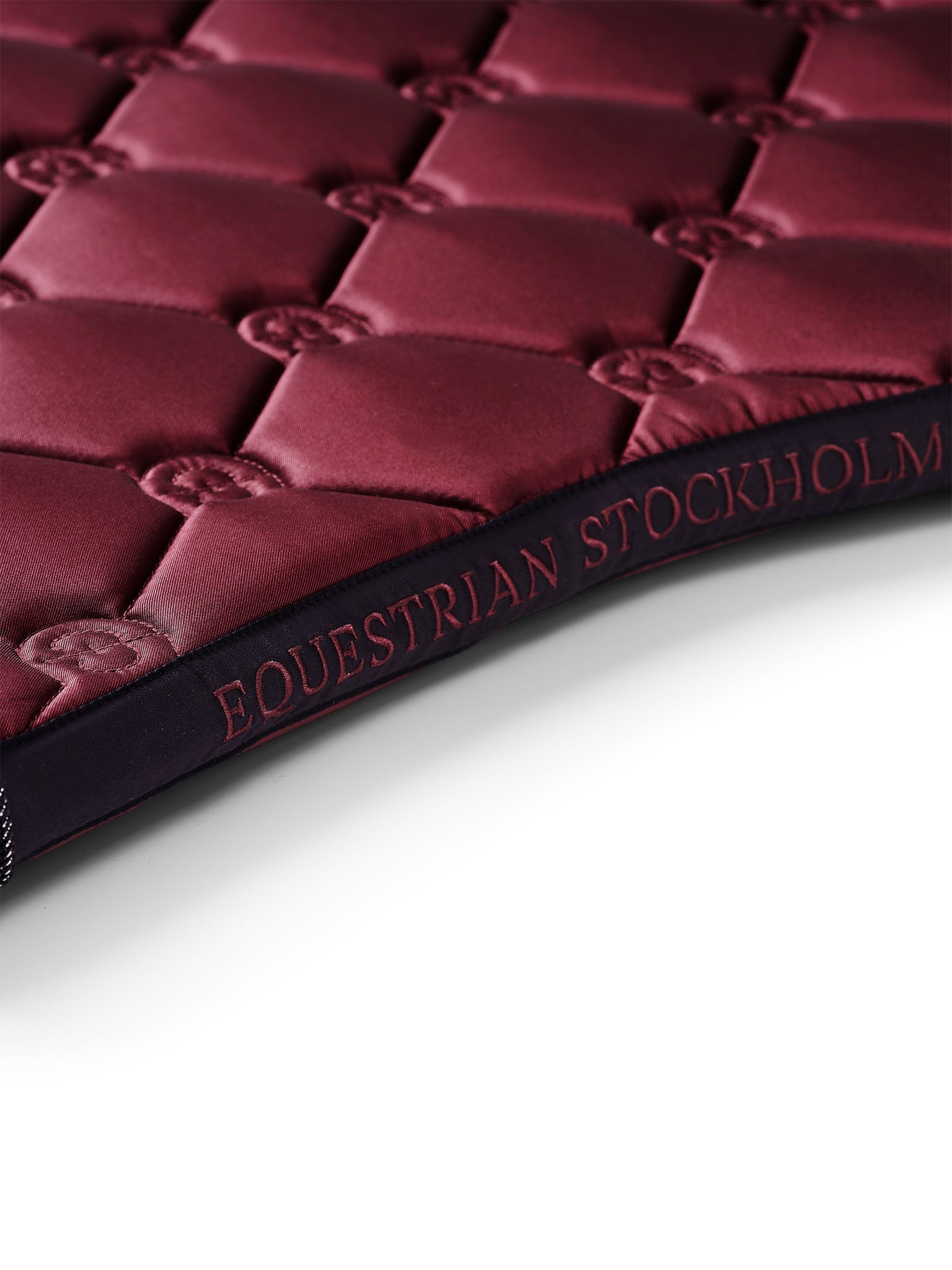 Elegant Twill Dressage Saddle Pad Luxe Deep Red High IQ Comfort
