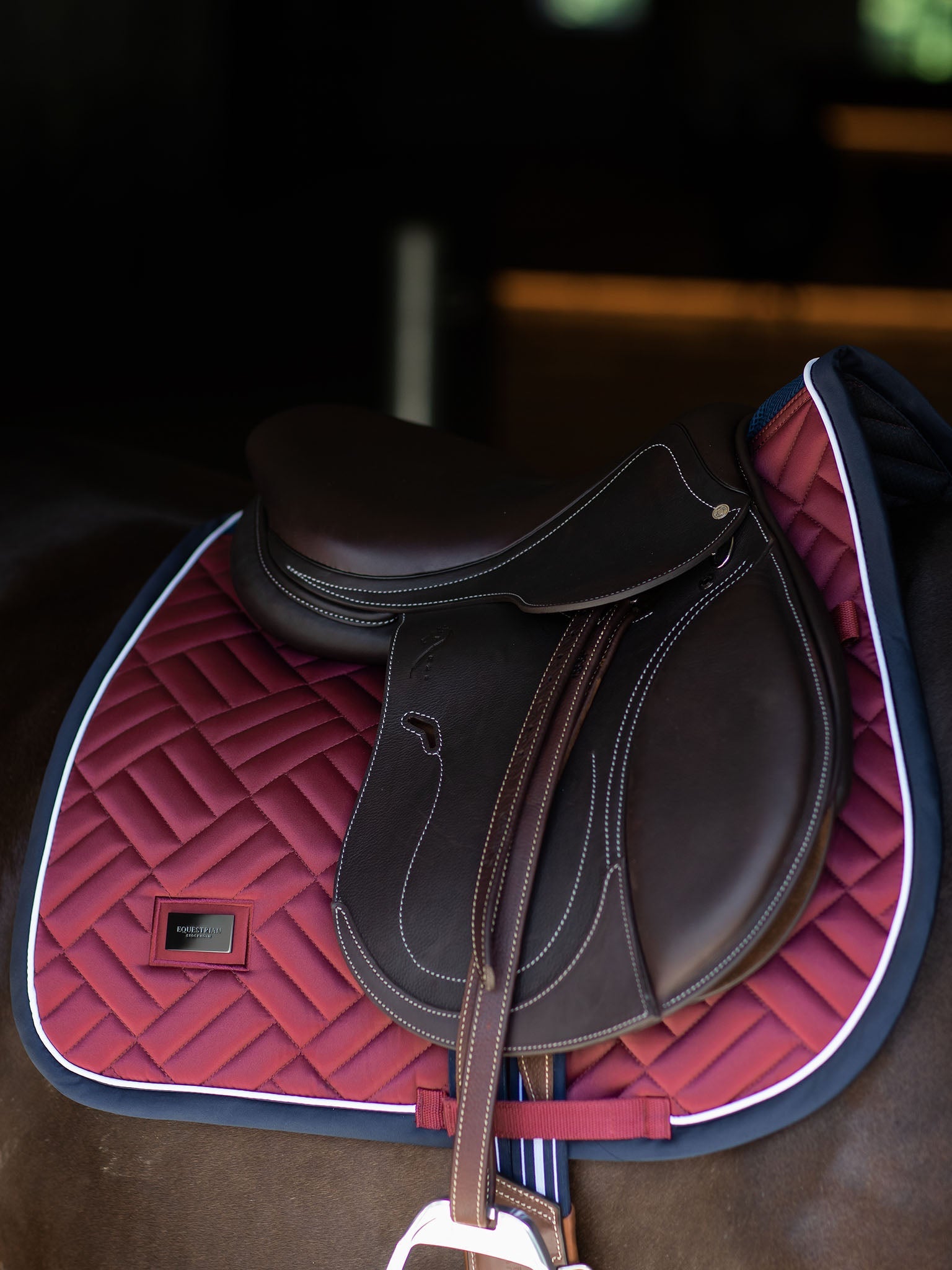 Modern Luxe Breathable 3D Mesh Bamboo Lined Jumping Saddle Pad