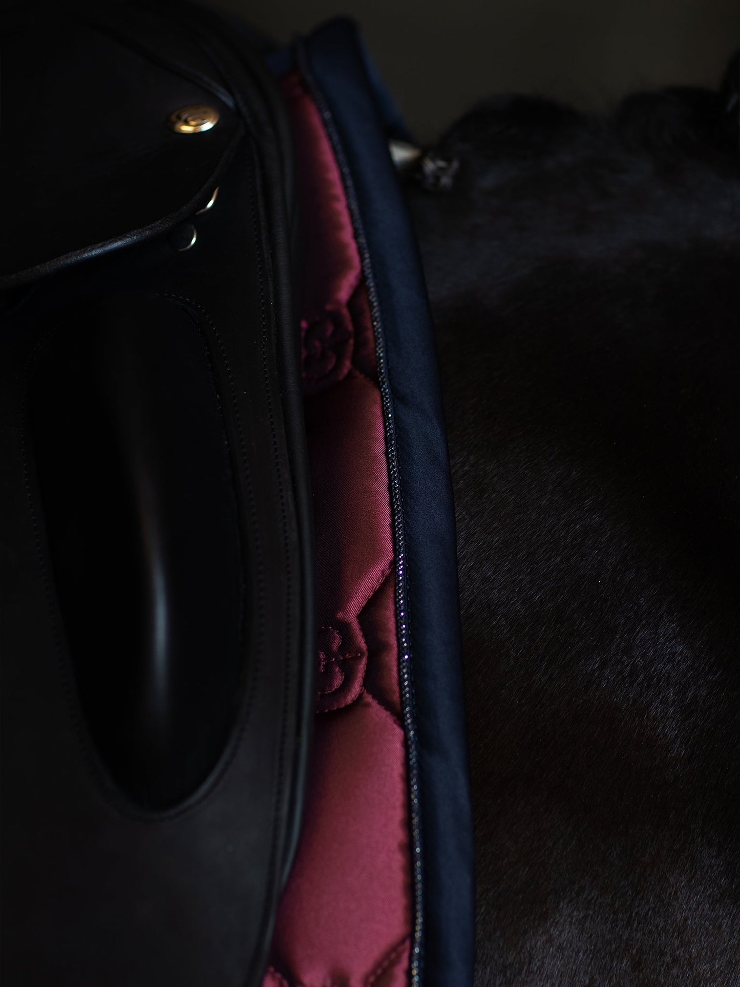 Elegant Twill Dressage Saddle Pad Luxe Deep Red High IQ Comfort