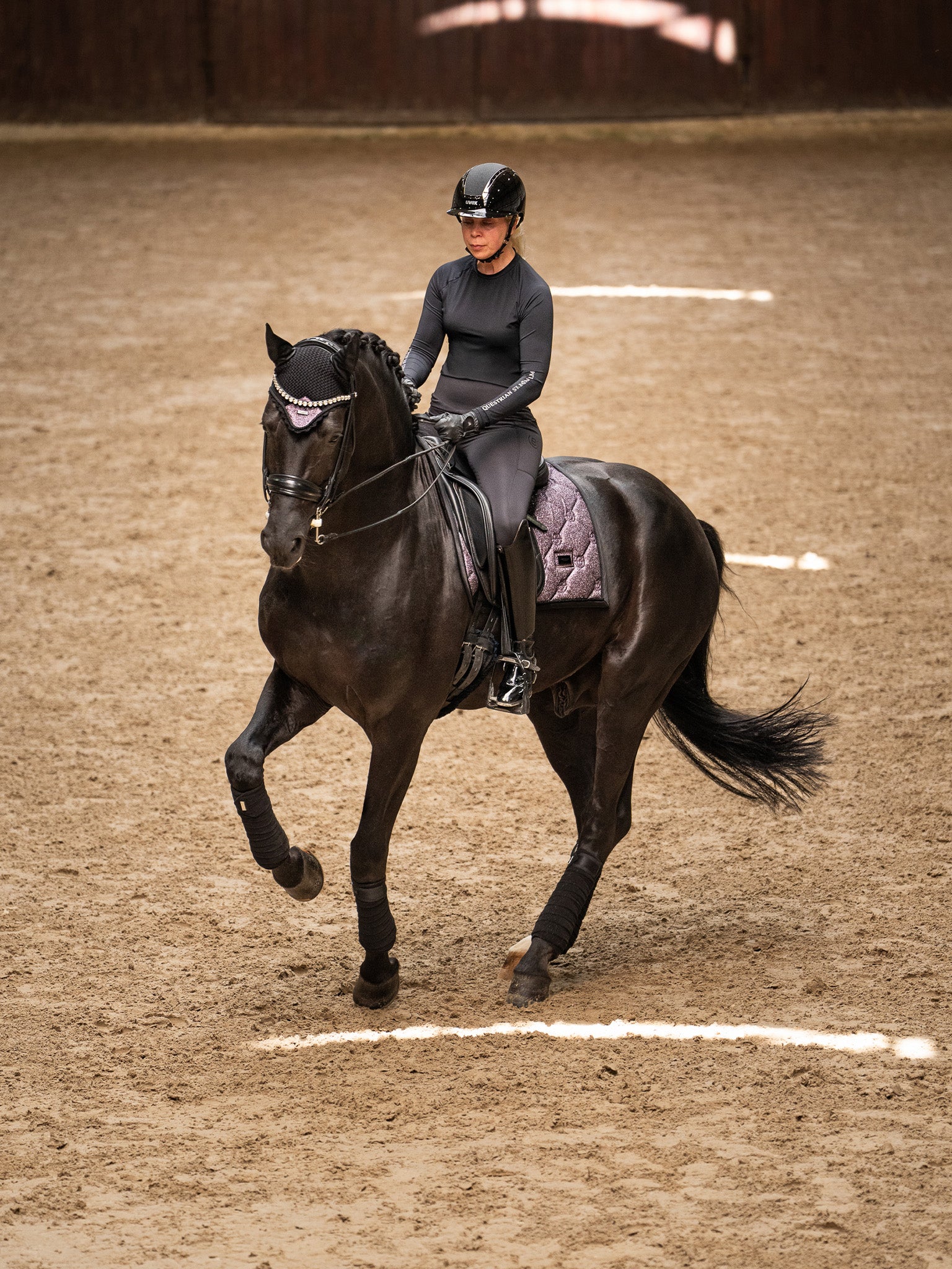 Purple Glimmer Dressage Saddle Pad: Elegant, Quick-Dry, Moisture-Wicking Performance
