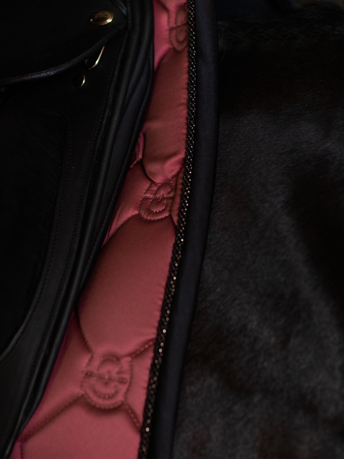 Soft Rouge Dressage Saddle Pad with Quick-Dry Comfort and Rose Gold Accents